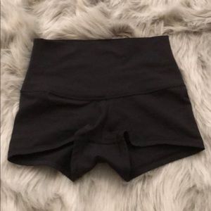 Lululemon High Waisted Shorts Sz 4